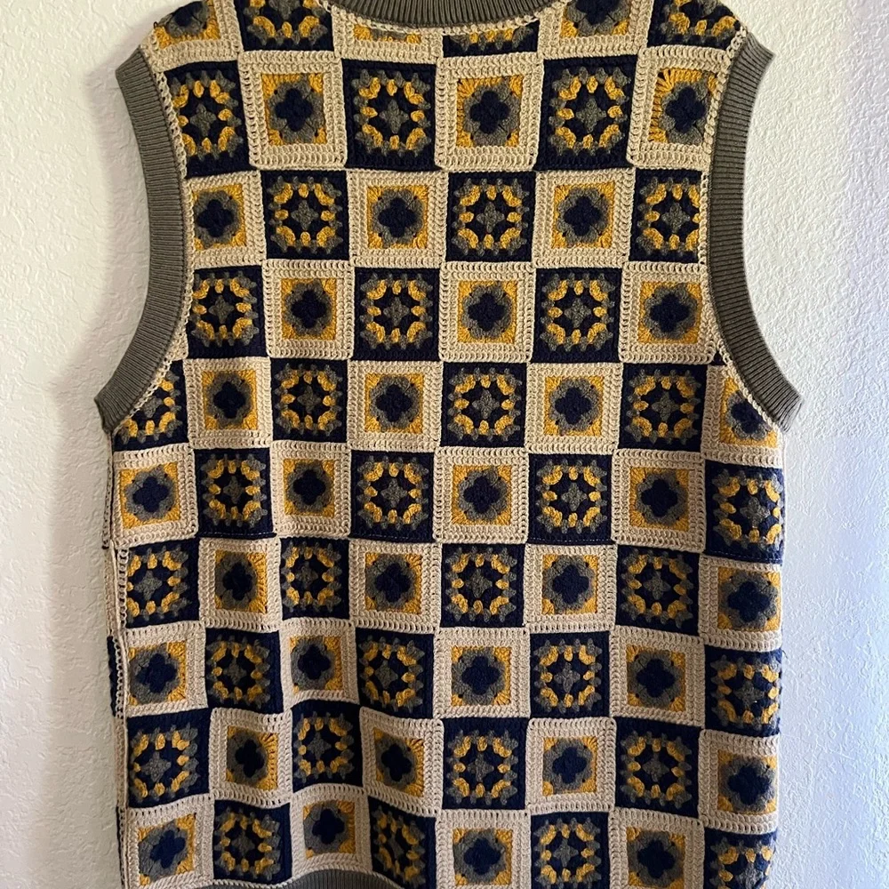 Wesc Geometric Knit crochet Sweater Vest - Yellow and Black - Picture 4 of 5
